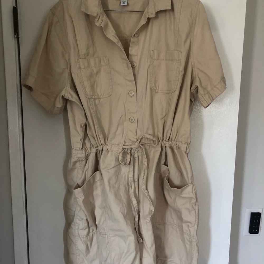 Old Navy Khaki drawstring romper. Oversized- worn once